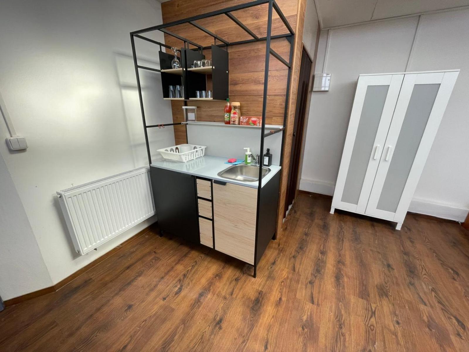 Turgenevova - Olomoucka A Parkovani Appartement